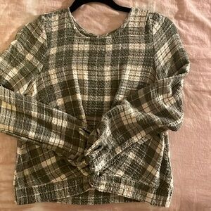 Green and white long sleeve top